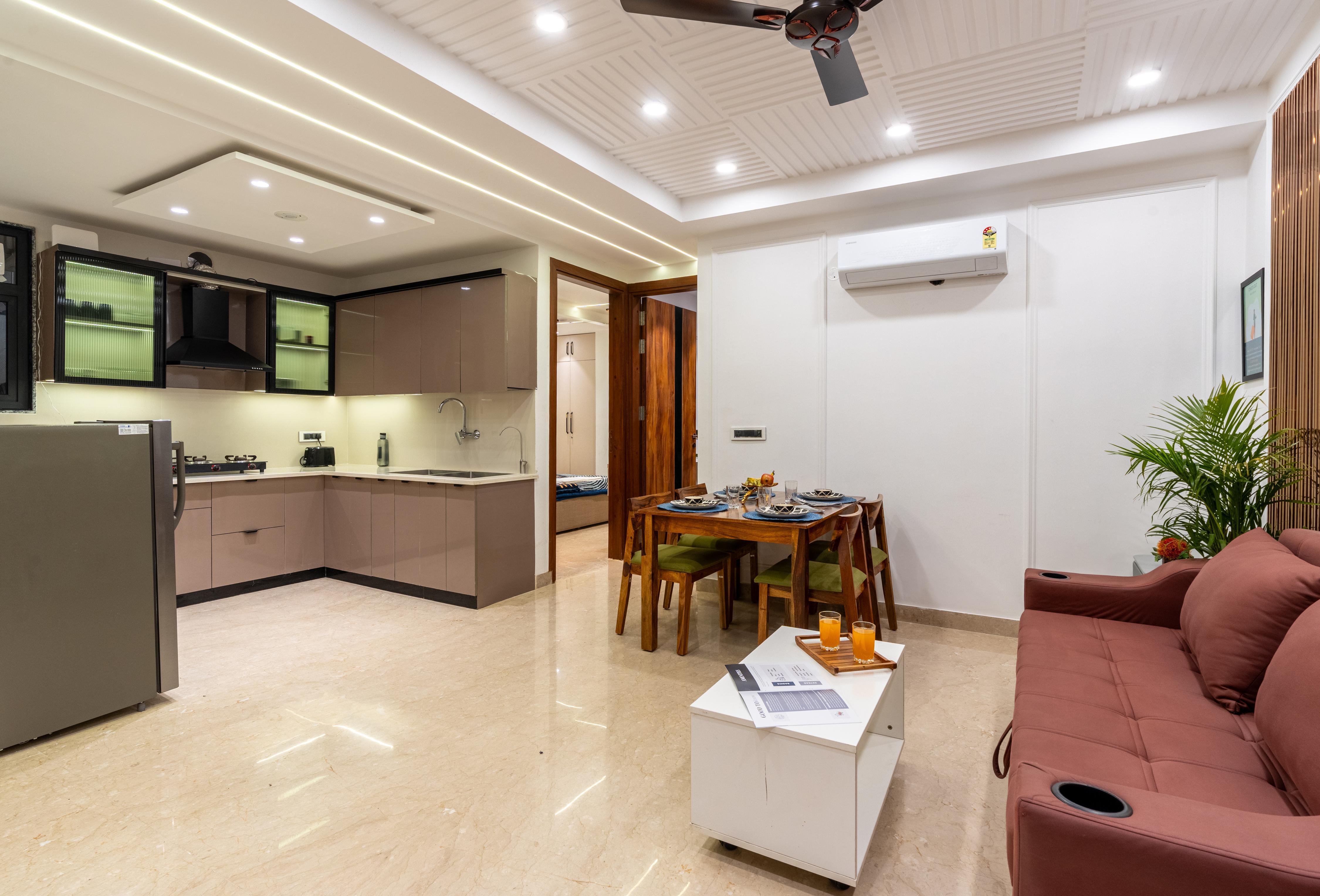 Homlee Gold Star 3BHK Vasant Kunj - Tap to explore photos