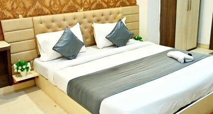 Hotel Dyna Inn Room Type - Premium room