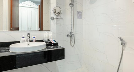 A25 Premium Hotel - Bai Chay Ha Long Room Type - Premium Deluxe Double Room