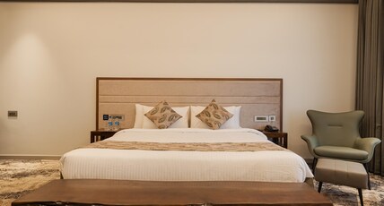 Ananta Express Room Type - Suite Room