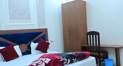 Hotel Vinayak Room Type - 104