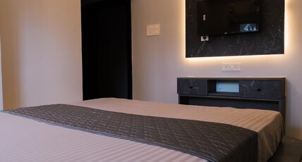 Central Boulevard B&B - Umbra Room Type - Bedroom 1
