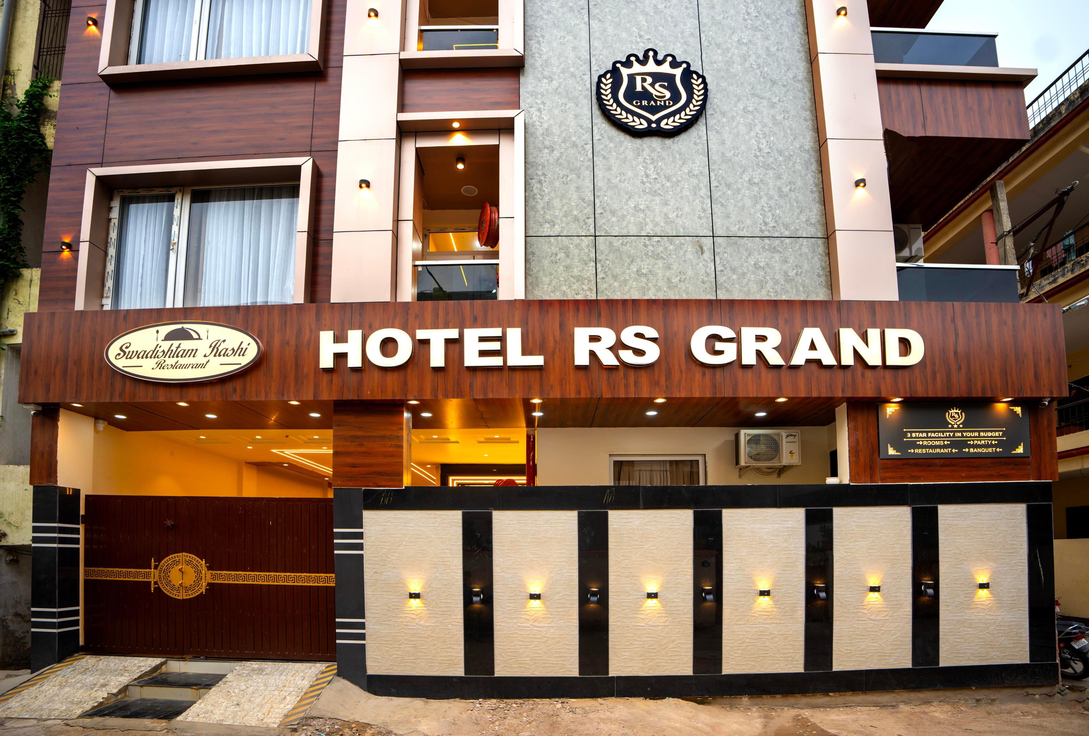 Hotel RS Grand Swadishtam Kashi - Tap to explore photos