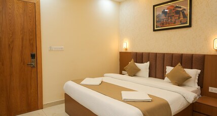 Hotel RS Grand Swadishtam Kashi Room Type - Premium Room Hotel RS Grand Swadishtam Kashi Room Type - Premium Room