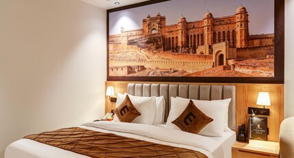 Hotel Premier Inn Aerocity New Delhi Room Type - Deluxe Double Room