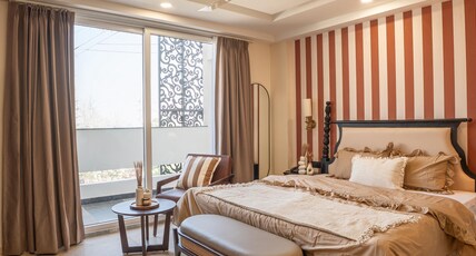 The Hi-Rise by Solmere Group Room Type - Suite Room with Bathtub and Private Balcony The Hi-Rise by Solmere Group Room Type - Suite Room with Bathtub and Private Balcony