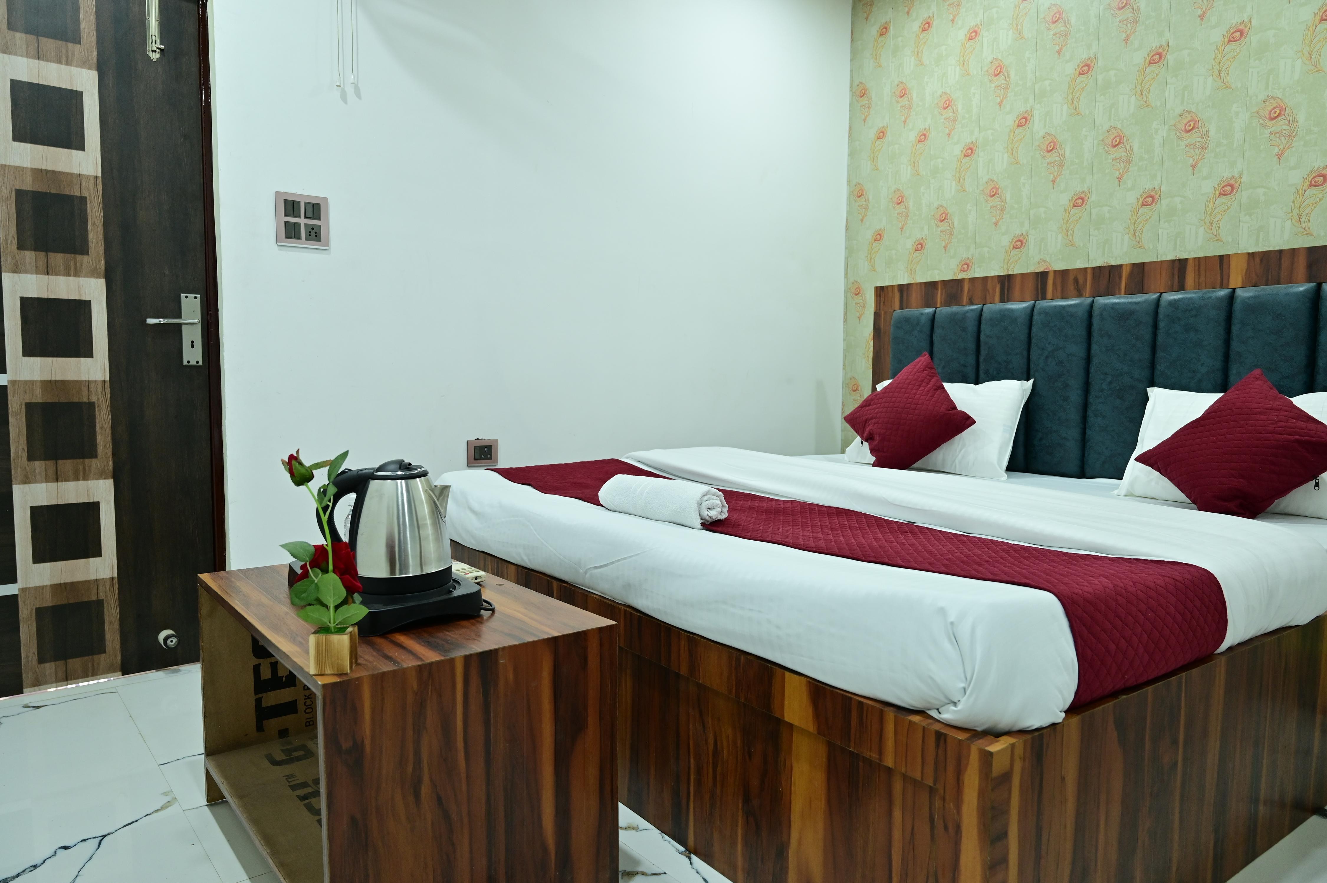 Raj Inn | Lucknow - Tap to explore photos