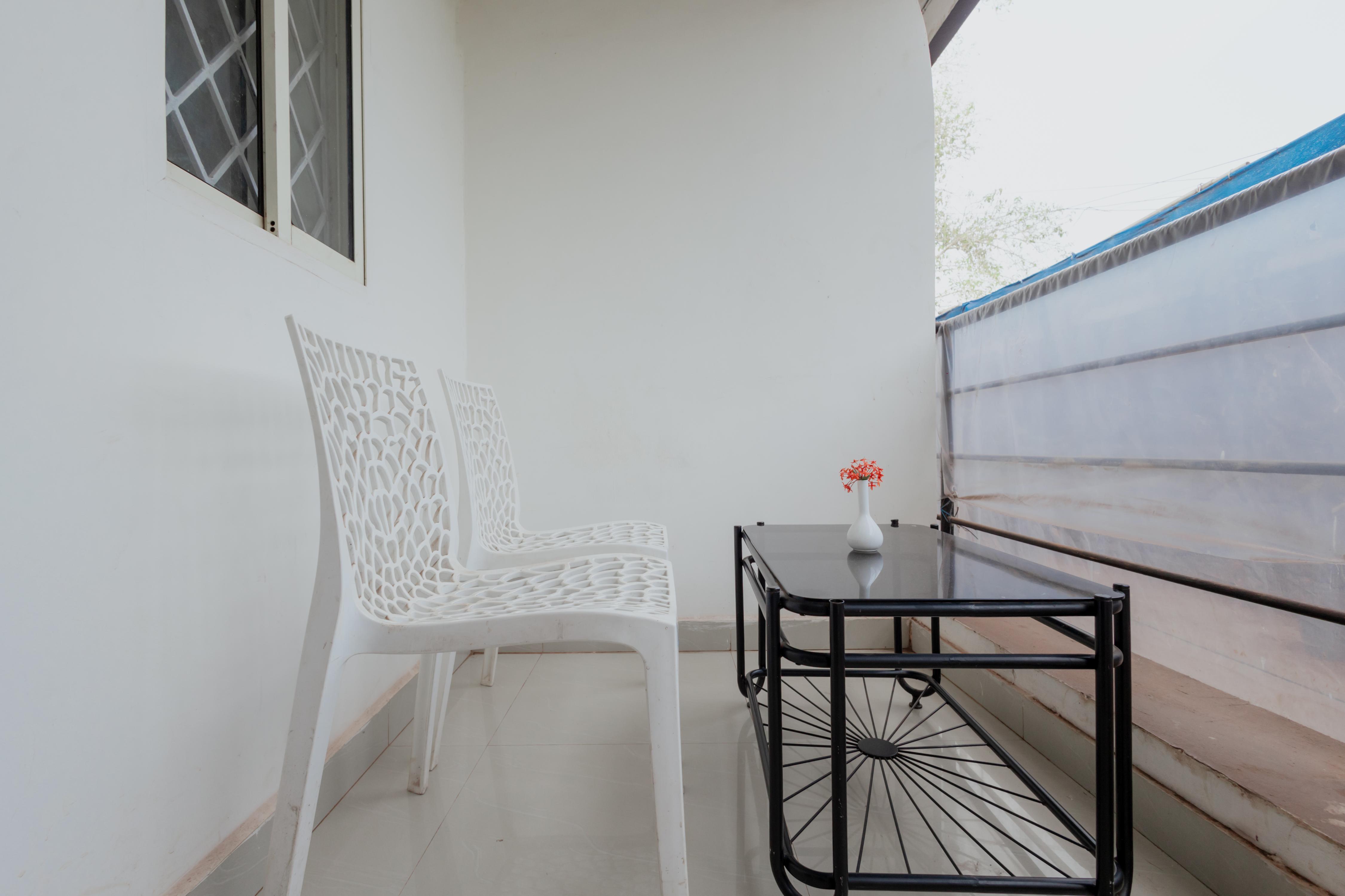 Backspace Boutique Anjuna Beach - Tap to explore photos