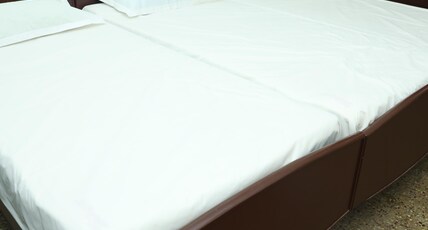 Sri Kumar Lodge Room Type - Deluxe Triple Non AC