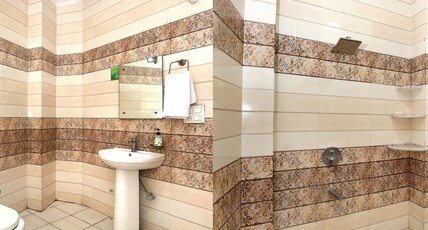 3 Bros Hotel Room Type - Super Deluxe Room