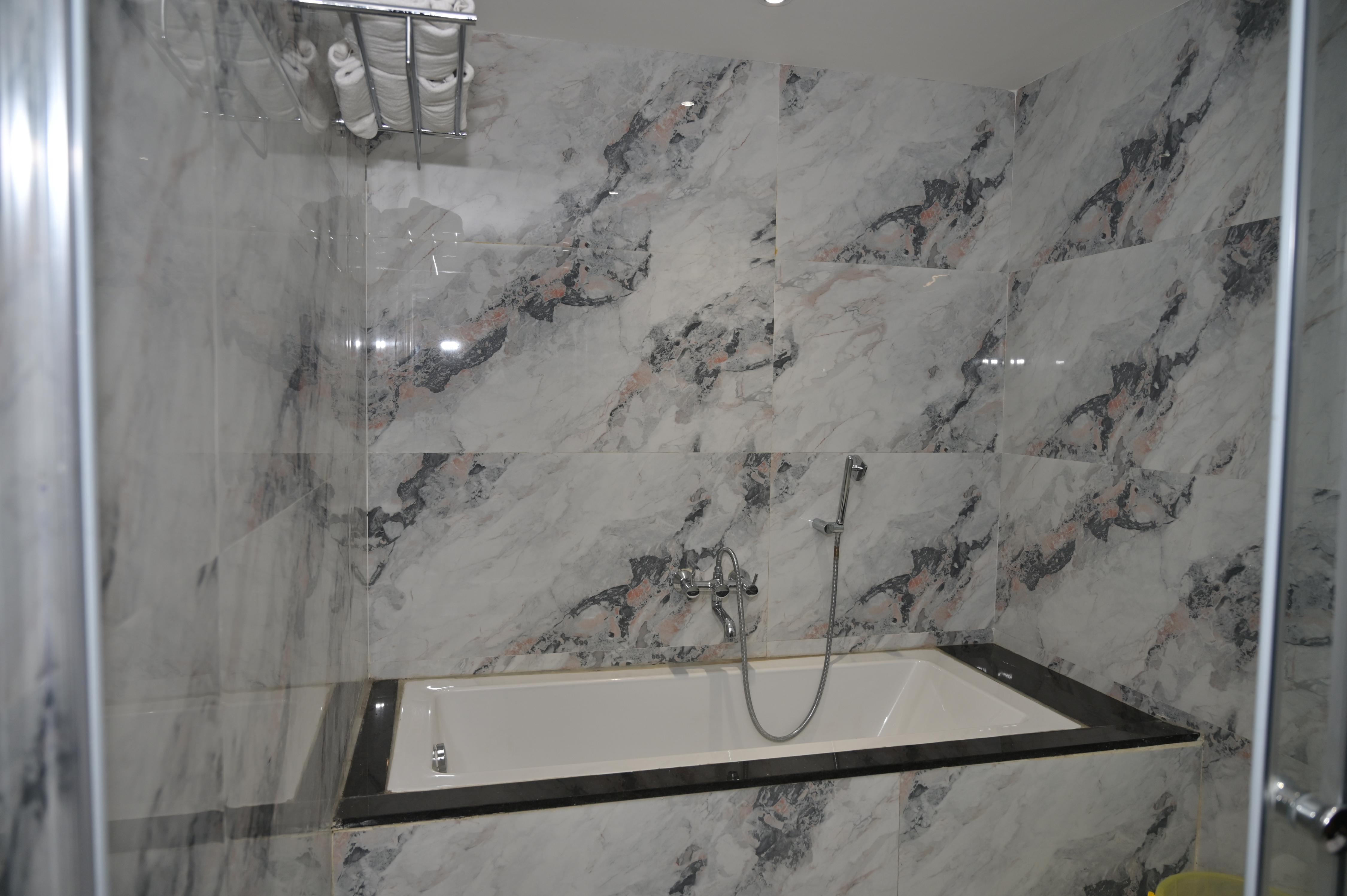 UMMAID PALACE - Tap to explore photos