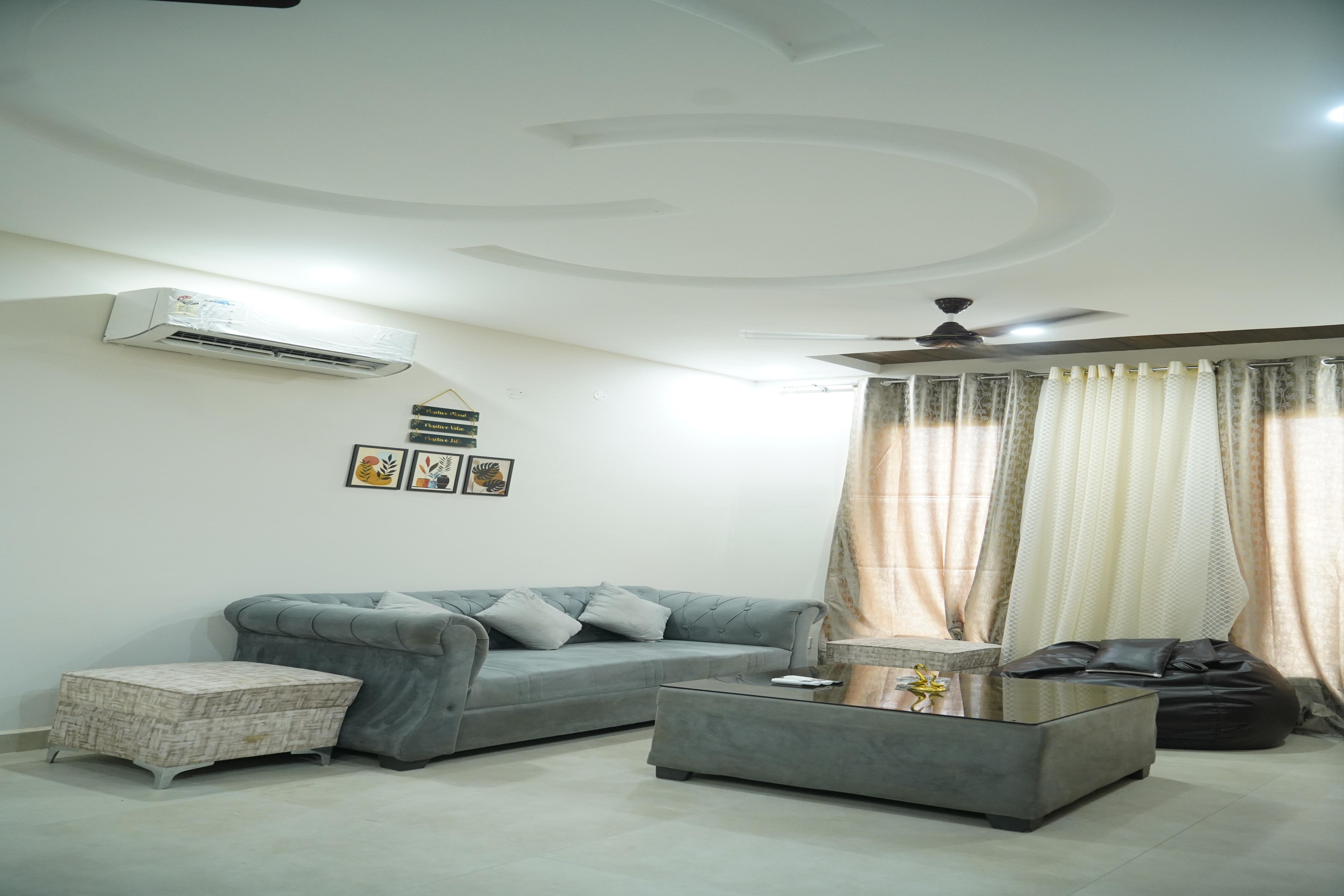 Stay Royal BNB - Luxury 4 BHK - Tap to explore photos