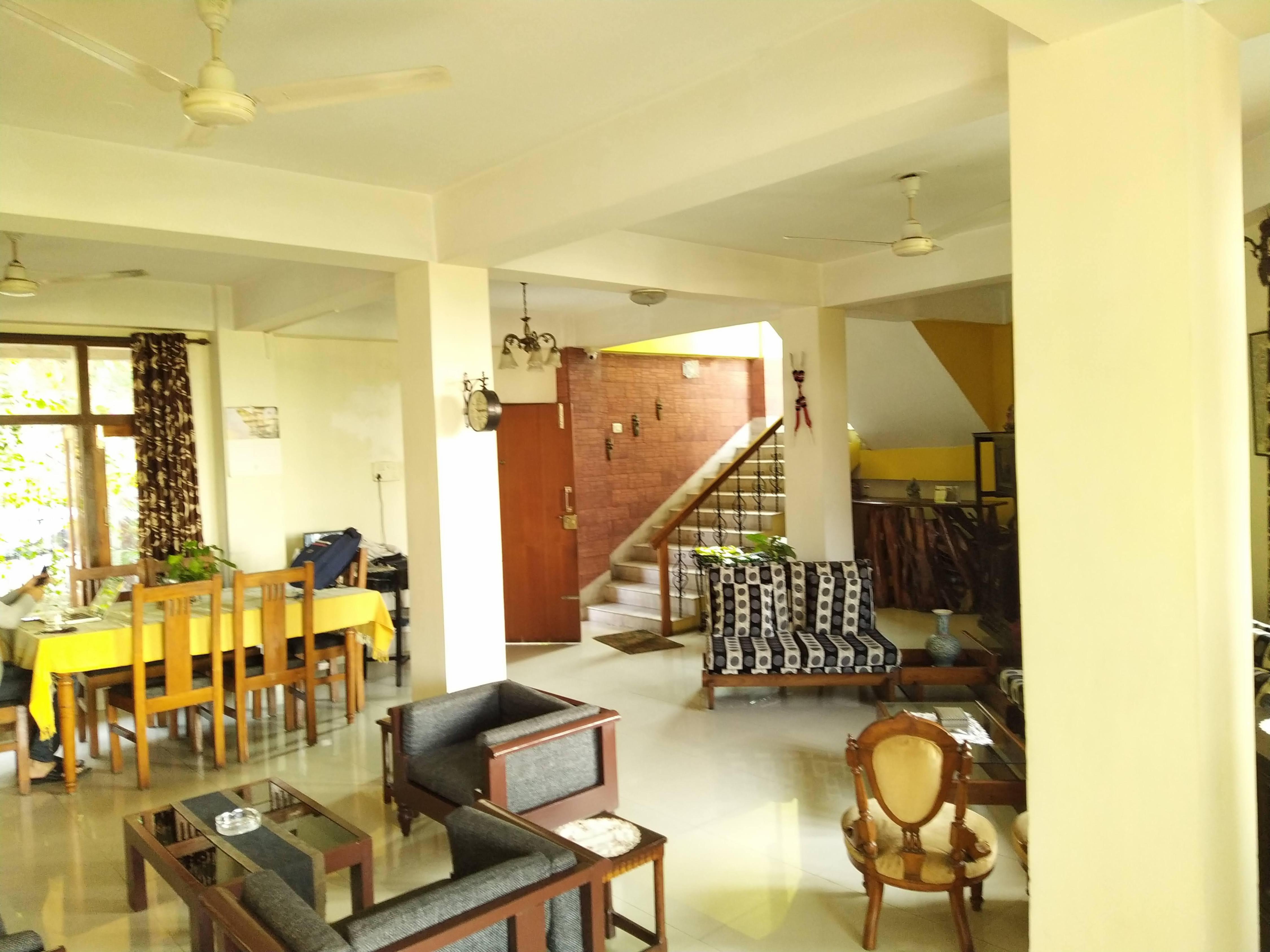 Shantiniketan Guest House - Tap to explore photos