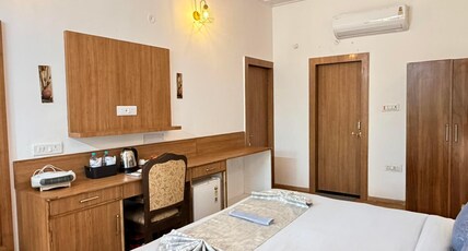 Satpura Tiger Trails Room Type - Mahua - Deluxe Cottage with Garden