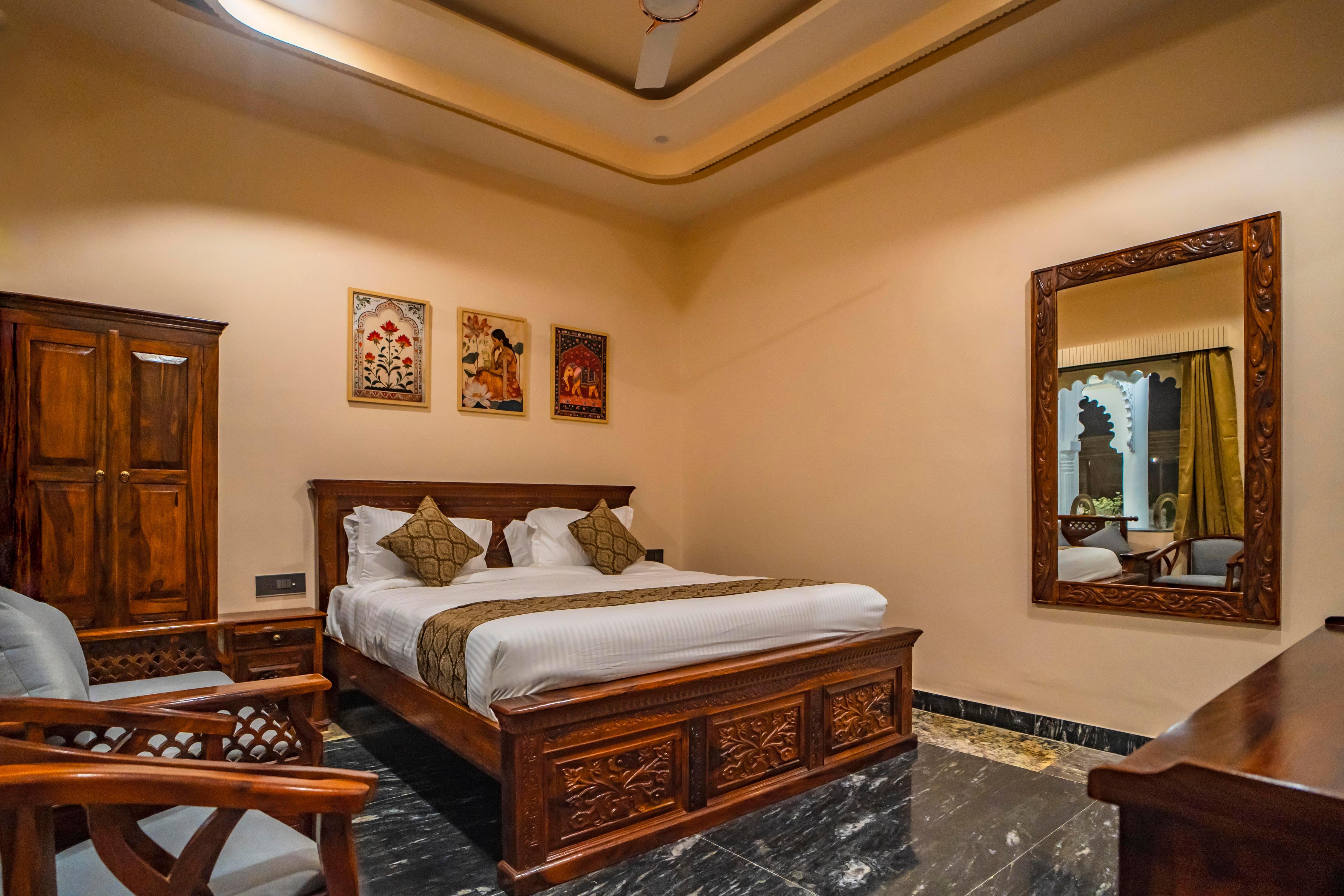 THE MARUWAS - A Luxury Retreat - Tap to explore photos