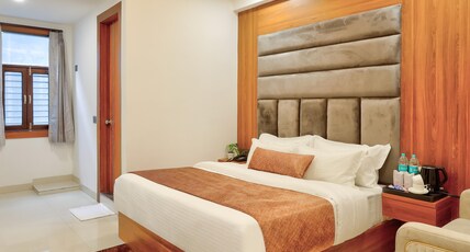 Hotel Elysian @ Delhi Airport Room Type - Deluxe Room with Window Hotel Elysian @ Delhi Airport Room Type - Deluxe Room with Window