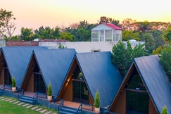 Alaya Stays KV Ventures Mirage 3 BHK Villa With Pool & Garden
