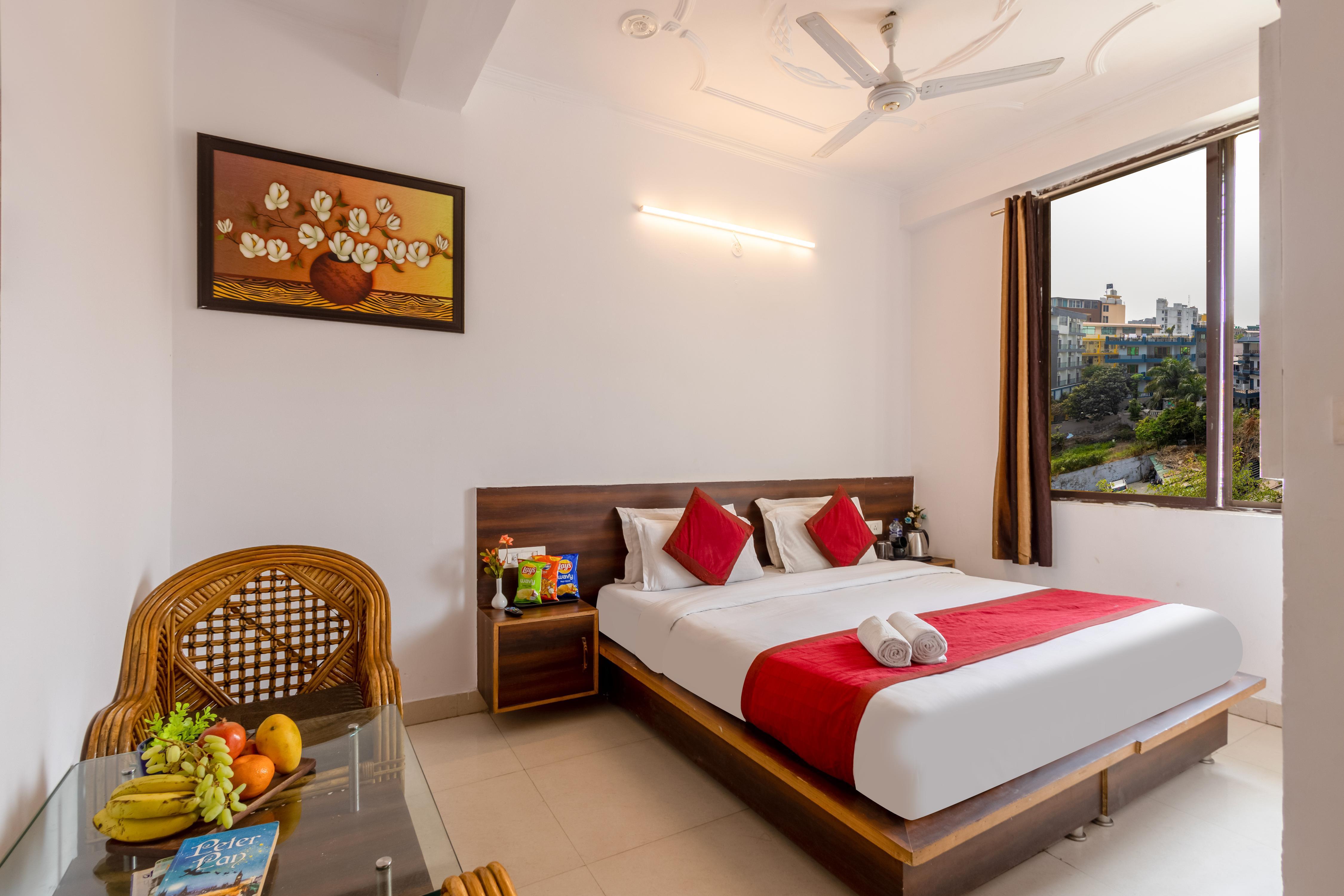 Hotel Indra Palace At Tapovan