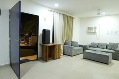 The Wood By Housiify