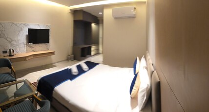 HOTEL SANSKAR ELITE BY KESHAV GLOBAL JAIPUR Room Type - Executive Club Room HOTEL SANSKAR ELITE BY KESHAV GLOBAL JAIPUR Room Type - Executive Club Room