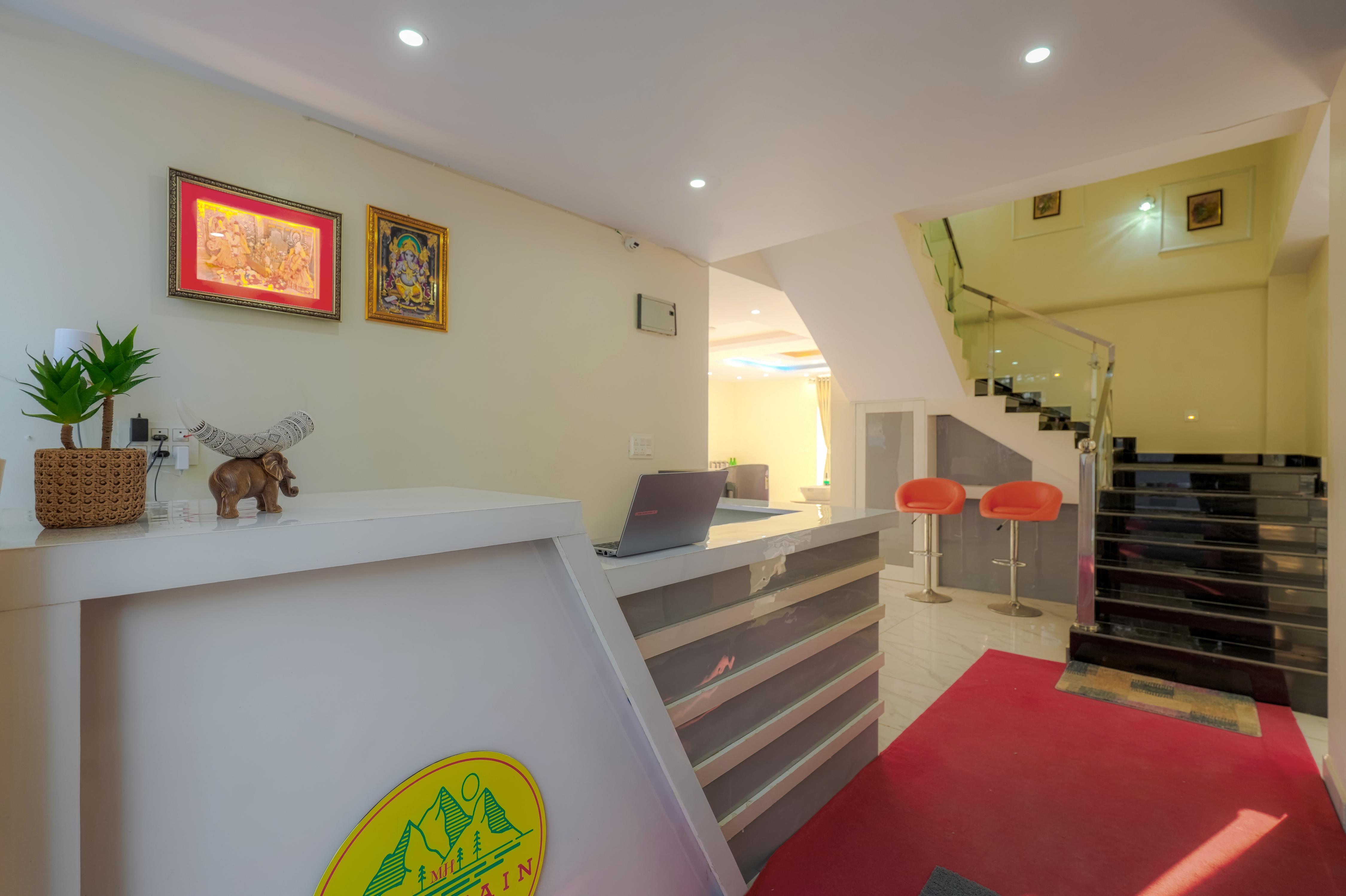Alaya Stays The Ridgeview Retreat with Pvt Balcony - Tap to explore photos