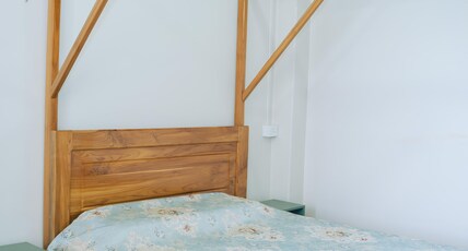 KK Guest House Room Type - Standard Room with Balcony