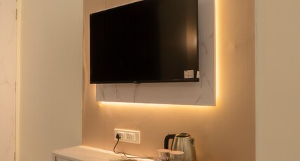 HOTEL ASTRAVISTA Room Type - Deluxe Twin-Bed Room