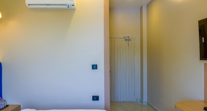 Grassfield Riviera Resort Room Type - Super Deluxe Room with Garden View