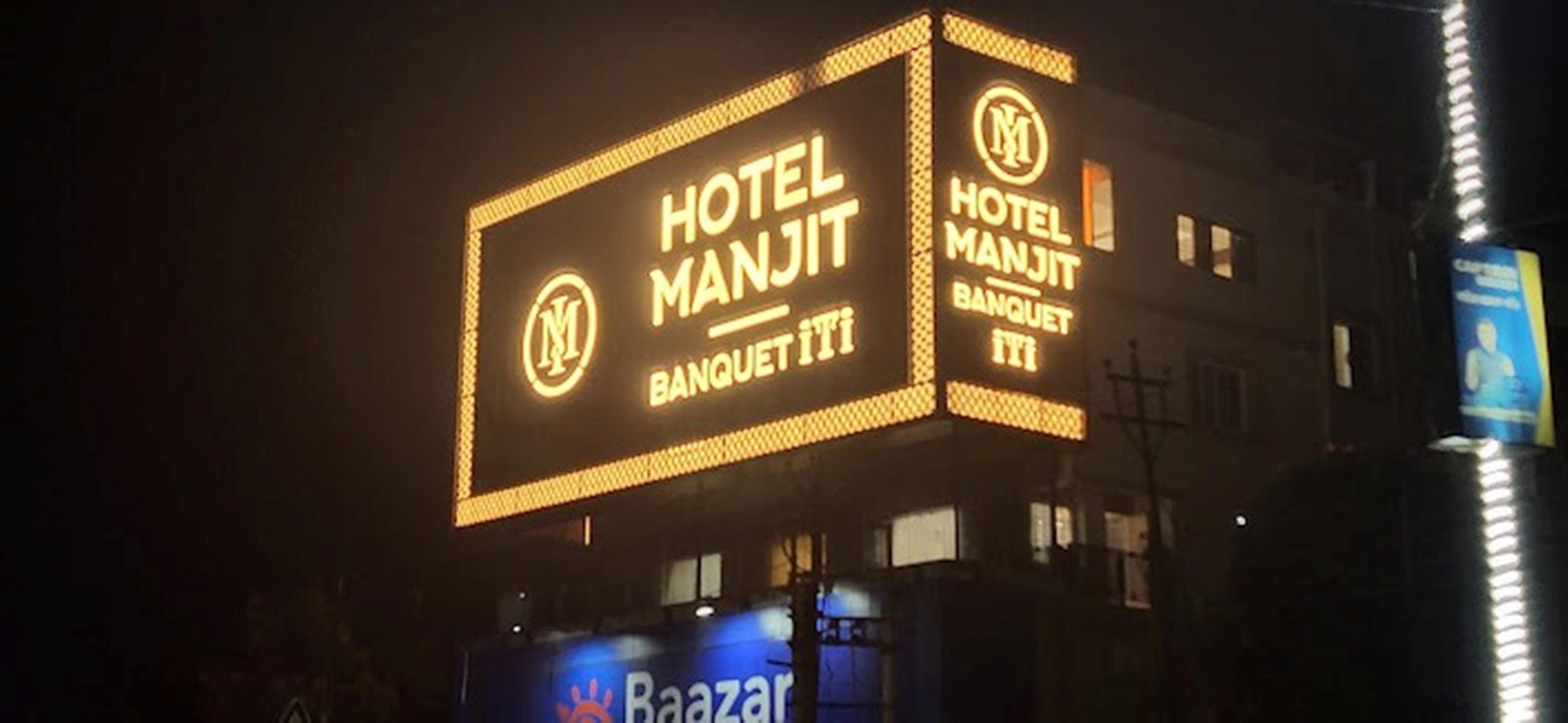 Hotel Manjit - Tap to explore photos