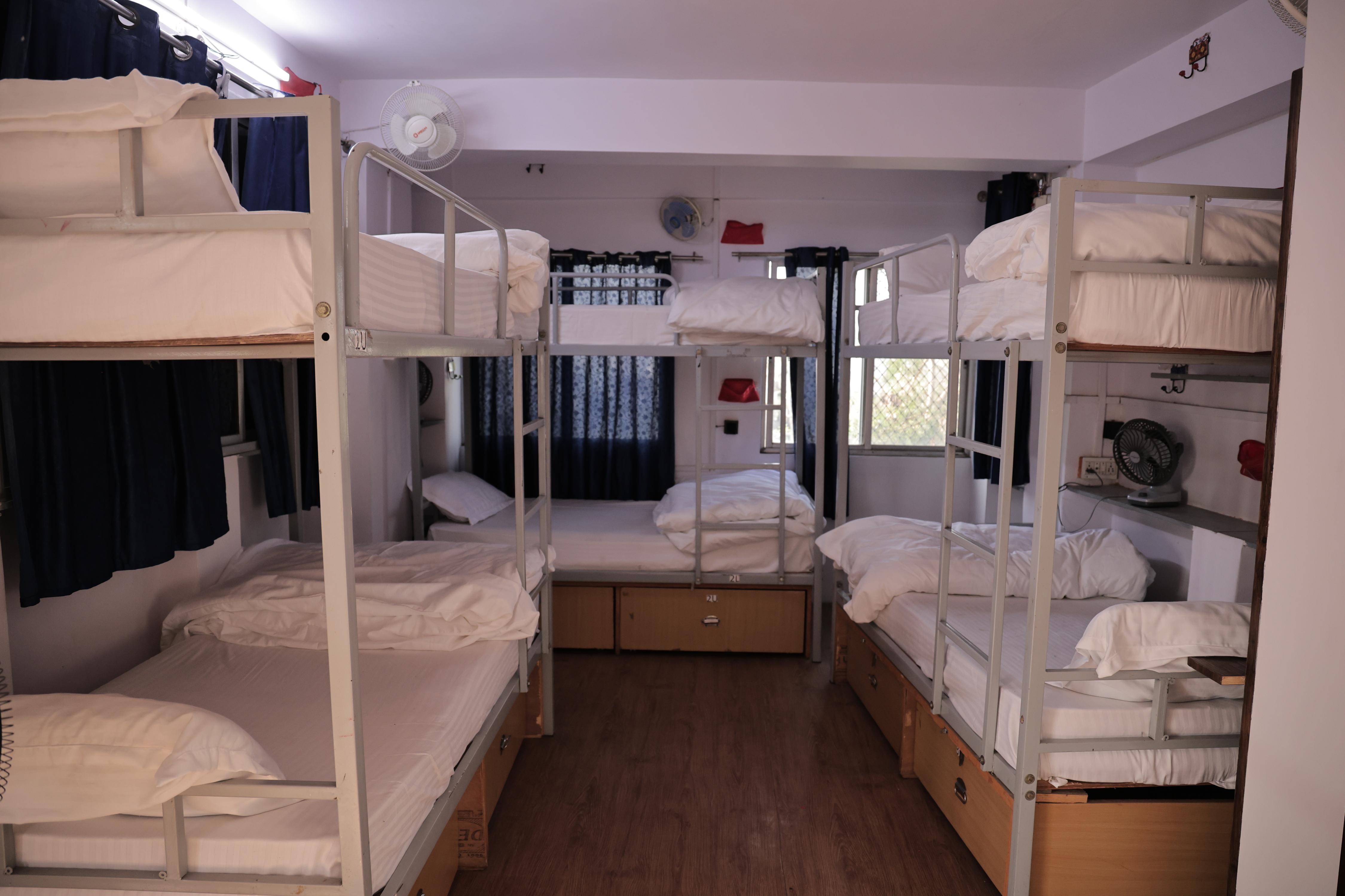 Saga By Lake Udaipur Room Type - 6 Bed Mixed Dorm AC - 104