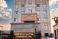 The Eco Satva (Vegetarian with all Options)