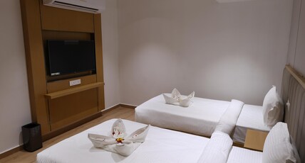 HOTEL VISHRANTH Room Type - Twin or Deluxe Room