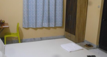 Appupaa's Home - Guest House & Villa | Patia, KIIT Square, Infocity | Jeetaverse Hospitality Private Room Type - Double Room With  NON-Attached Washroom