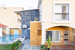 ELIVAAS Casa llios | Country Style 3 BHK Villa with Pvt pool