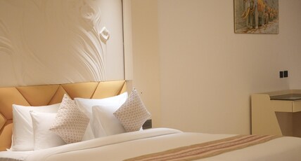 The Surya Golden Palace Pushkar Room Type - Executive Suite With Jacuzzi