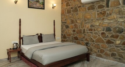THE RUSTIC JAWAI Room Type - Arjun Villas
