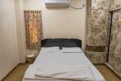 Simply yours I 2BR by Homeyhuts (4f) I Near beach