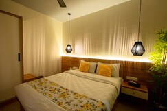 Casa Luma 1BHK Furnished Siolim Pool Jacuzzi Sauna