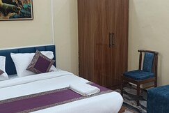 HOTEL RAI REGAL
