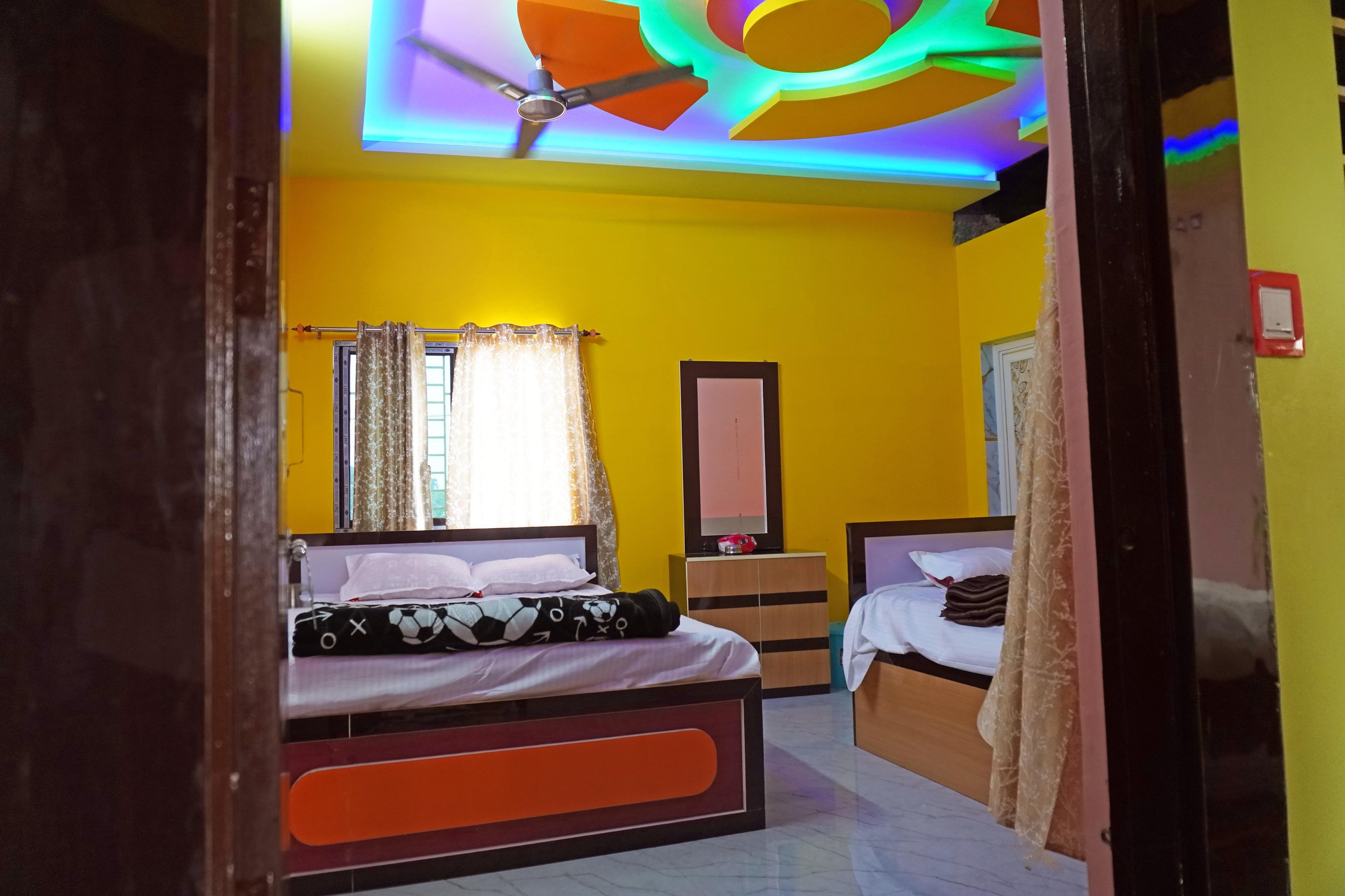 Turn Hotel Room Type - DOUBLE BED ROOM NO 403
