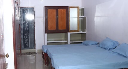 SRI MAHALAKSHMI GUEST HOUSE Room Type - Suite Room With Balcony SRI MAHALAKSHMI GUEST HOUSE Room Type - Suite Room With Balcony