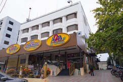 Hotel Sindhu International