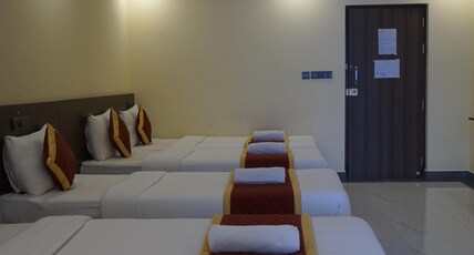 Jaguar Comforts. Room Type - Standard Twin Bed Family