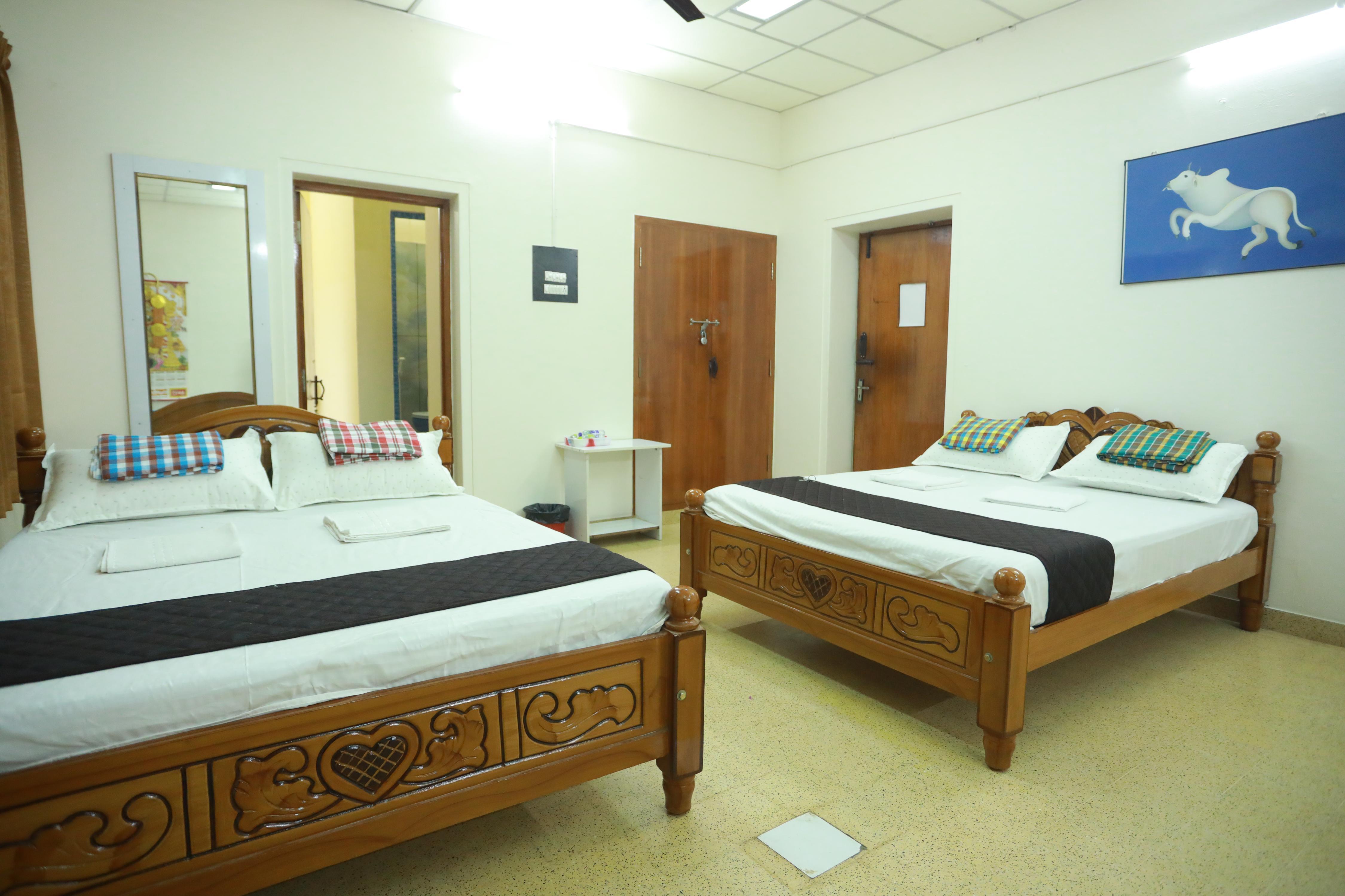 HOTEL MADURAI COMFORT,, - Tap to explore photos