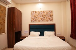 Hotel Maruti Nandan