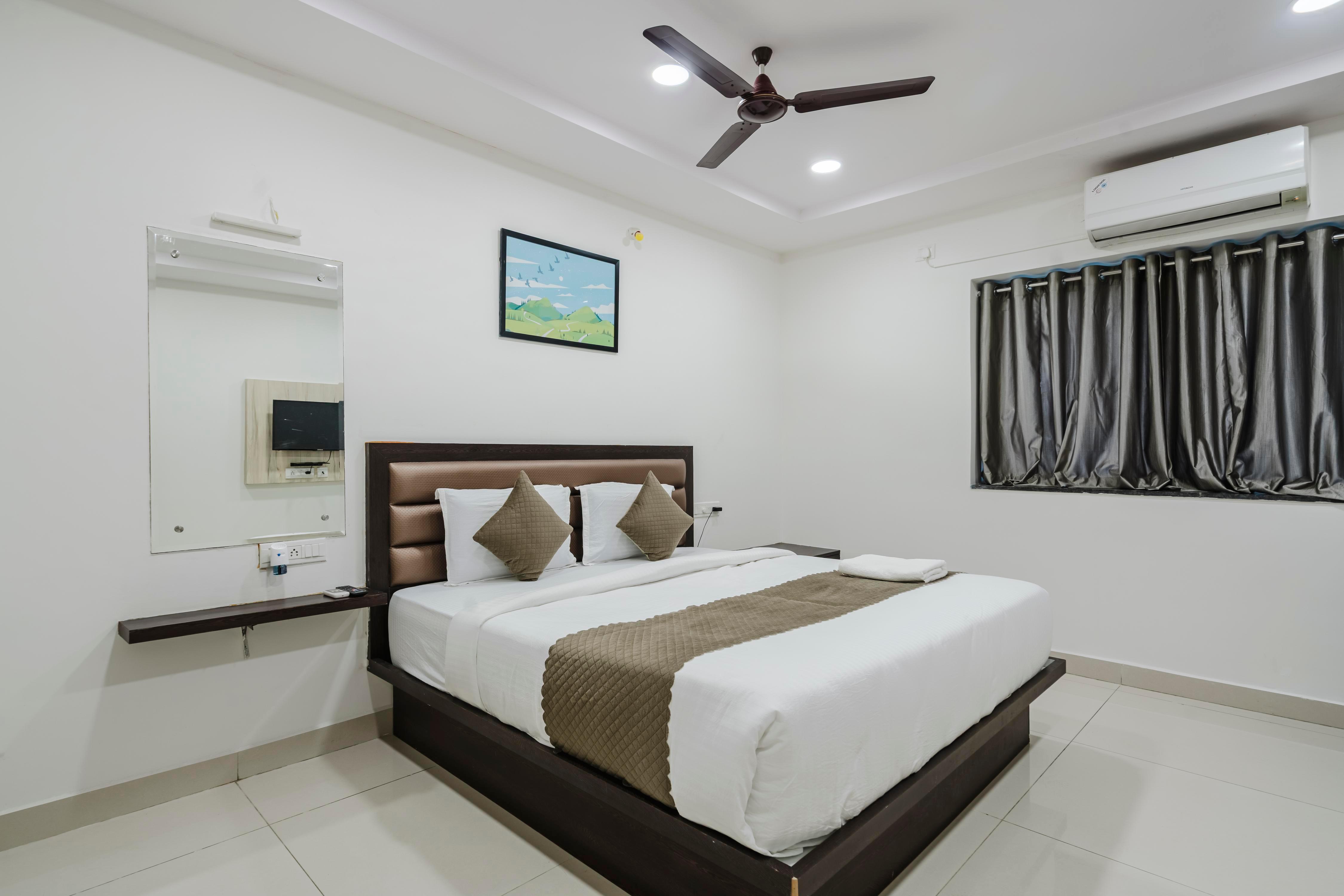Innzoy Comforts- Hitech city - Tap to explore photos