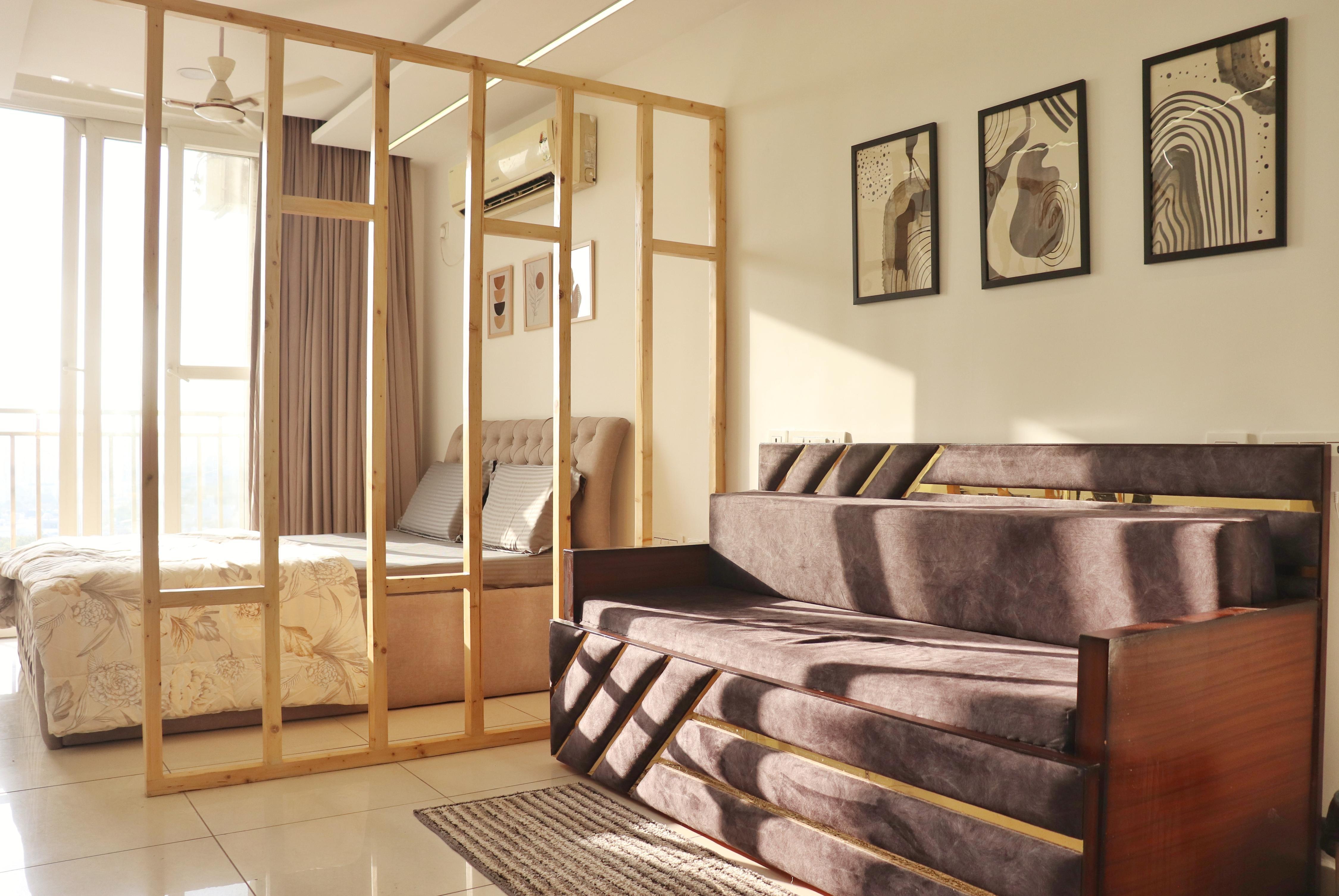 The Artful Abode - Highway Facing Studio - Tap to explore photos