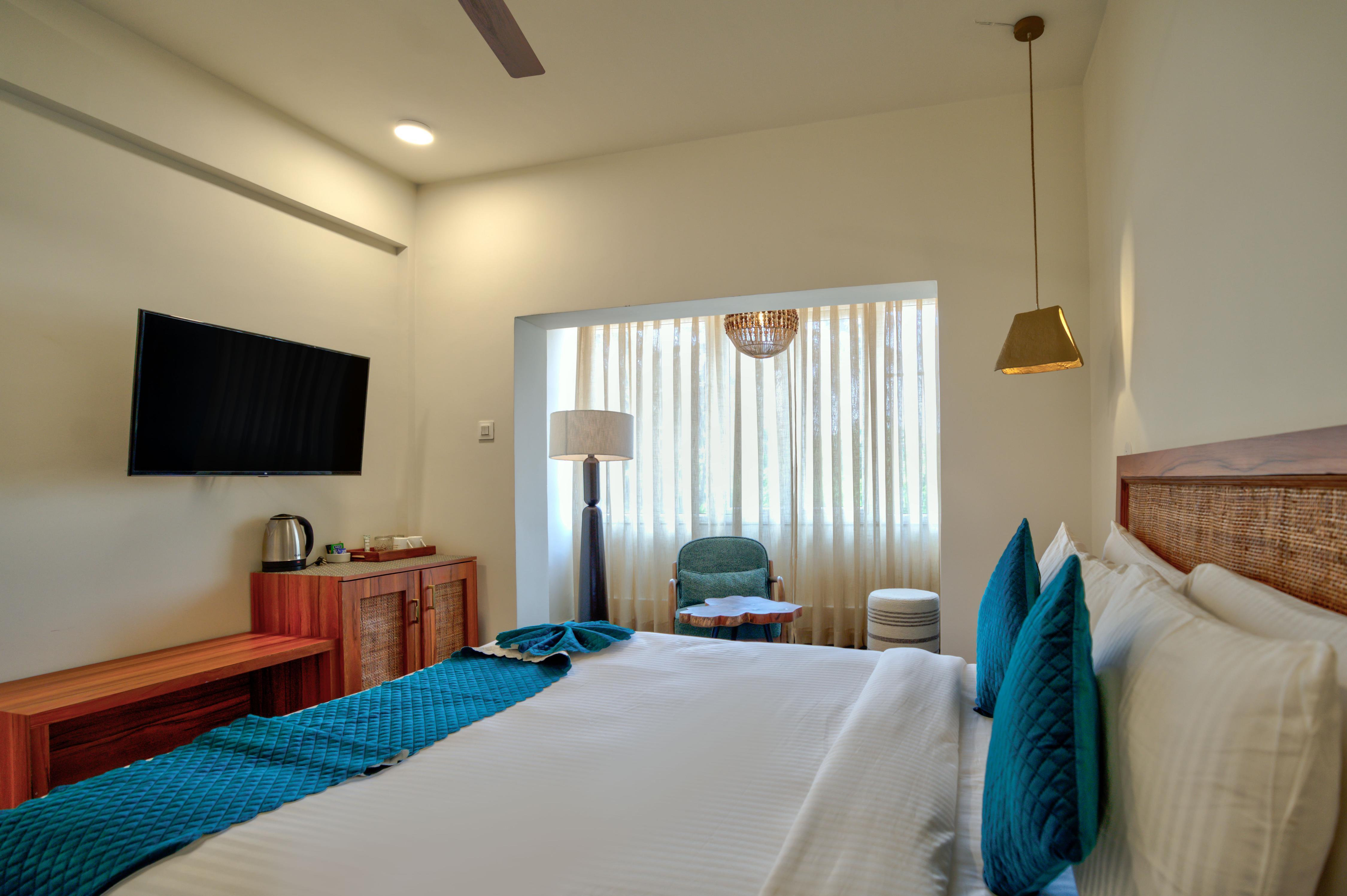 Chatak Boutique Resort- Nr Beach - Tap to explore photos
