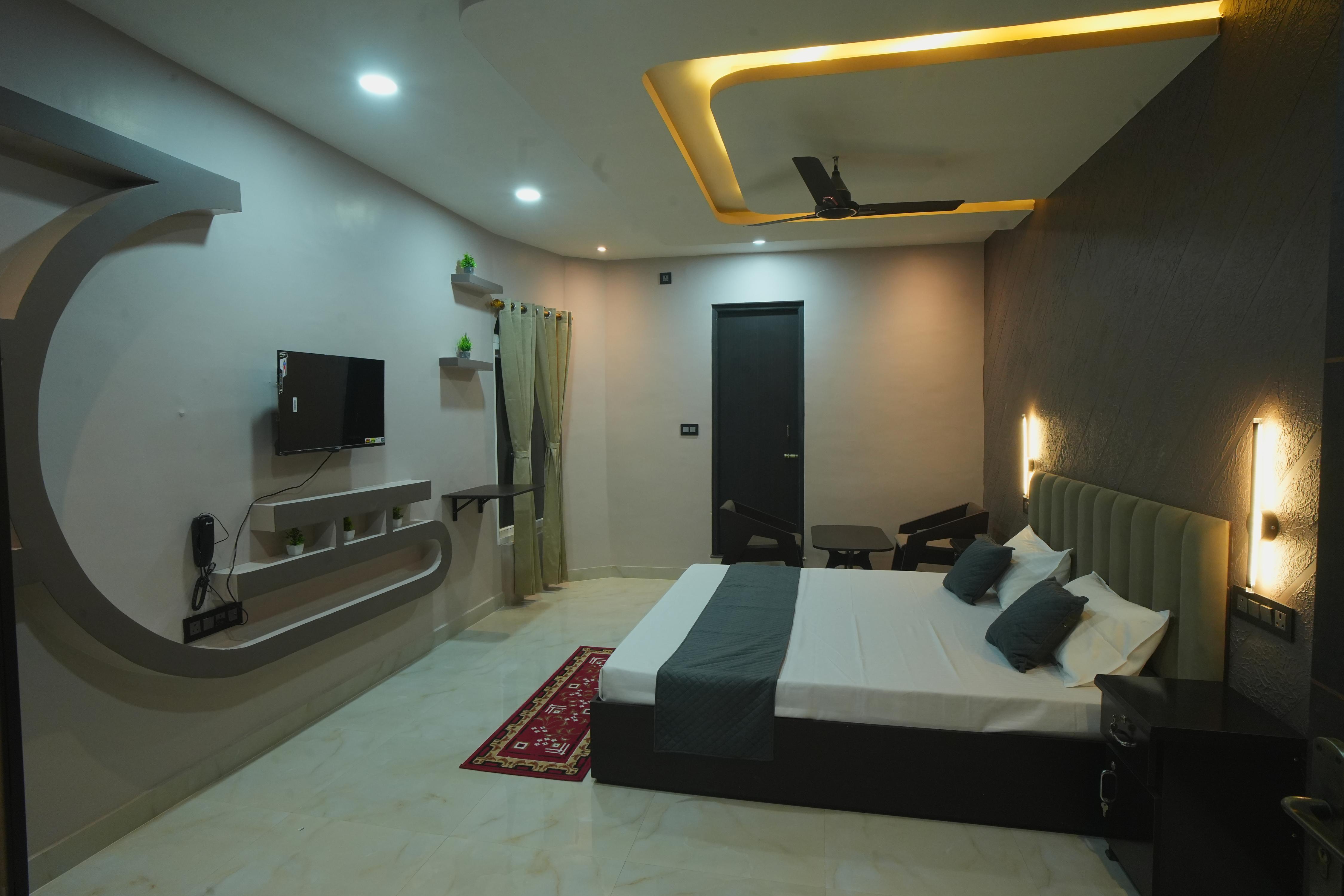 Kasa Courtyard & Banquets - Tap to explore photos