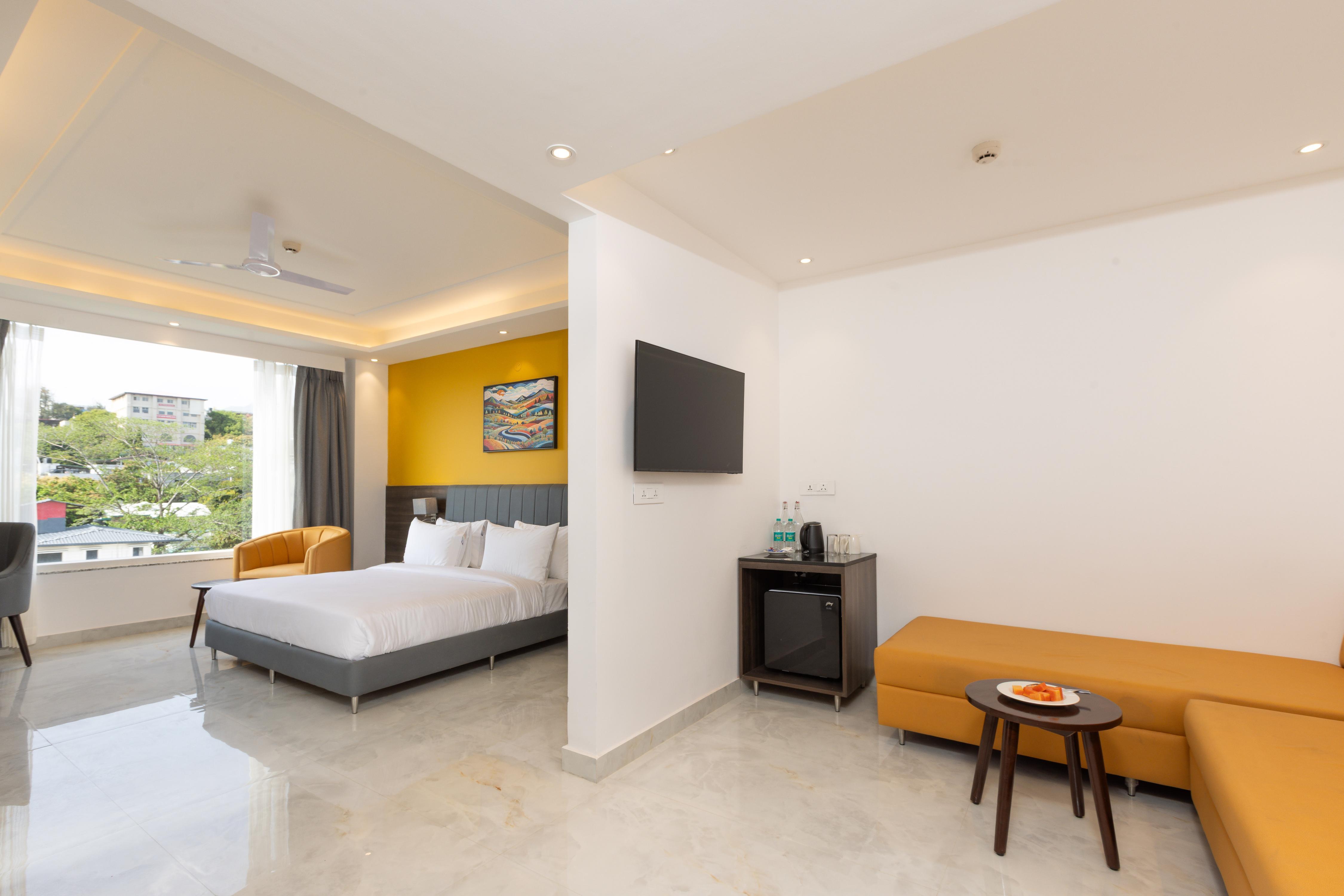 HiStays @ Rajpur Road Room Type - 1 Bedroom Suite with City View HiStays @ Rajpur Road Room Type - 1 Bedroom Suite with City View